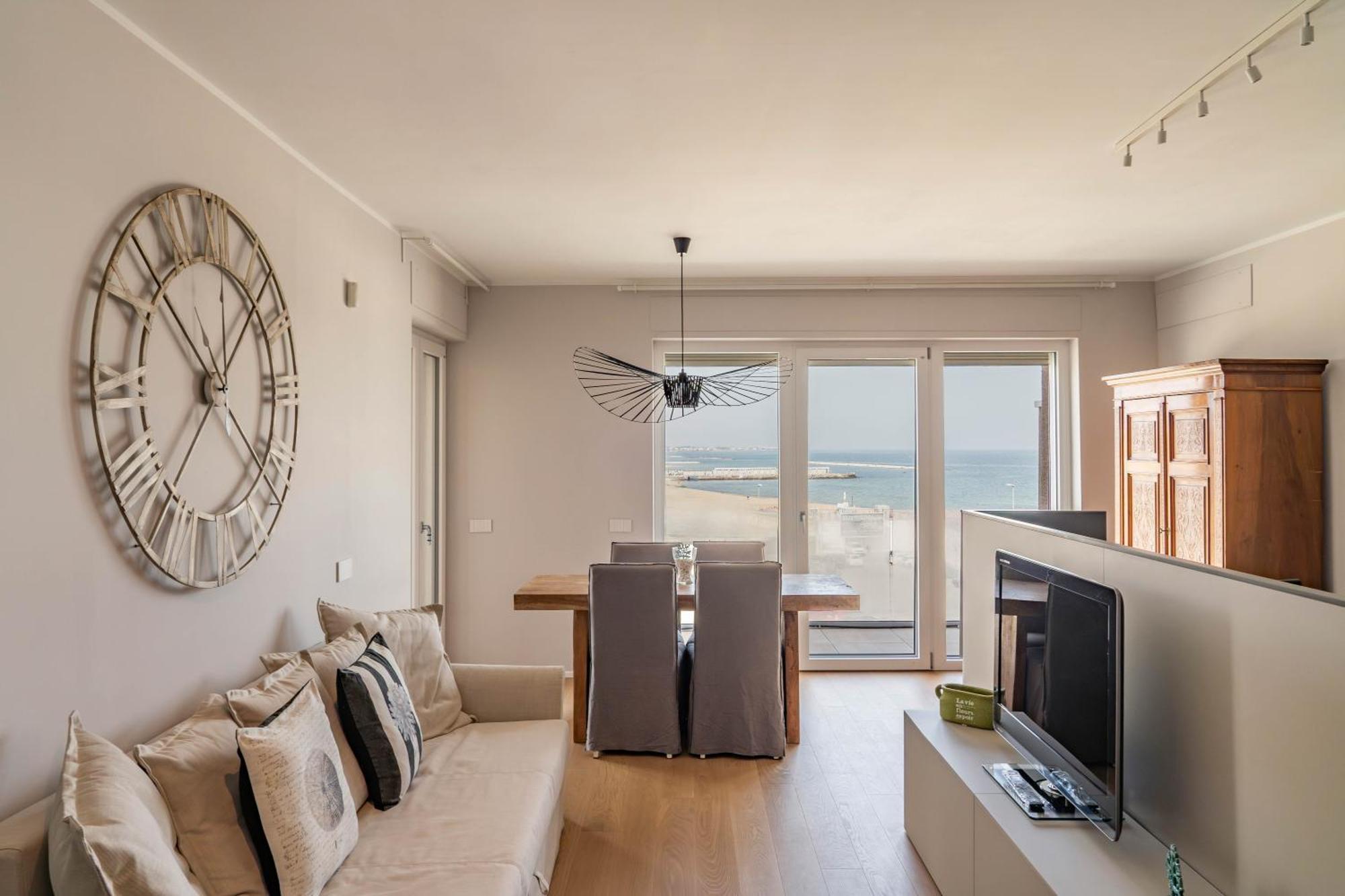 Palazzo Verdi Luxury Accomodation Bari Exteriér fotografie